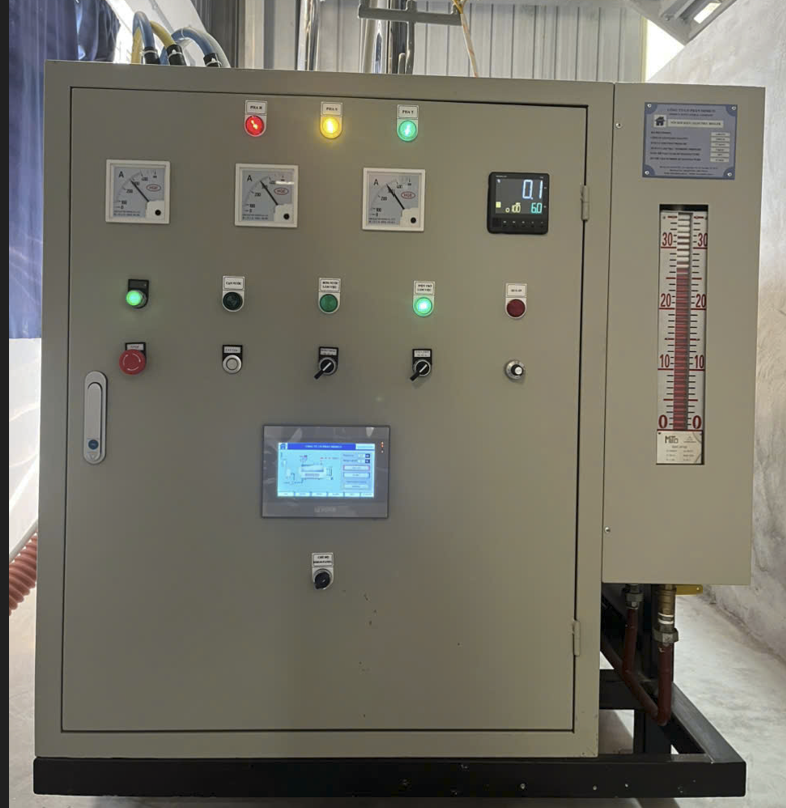 ចង្ក្រានចំហាយទឹកអគ្គិសនី និងត្វាក់ទឹកក្តៅ